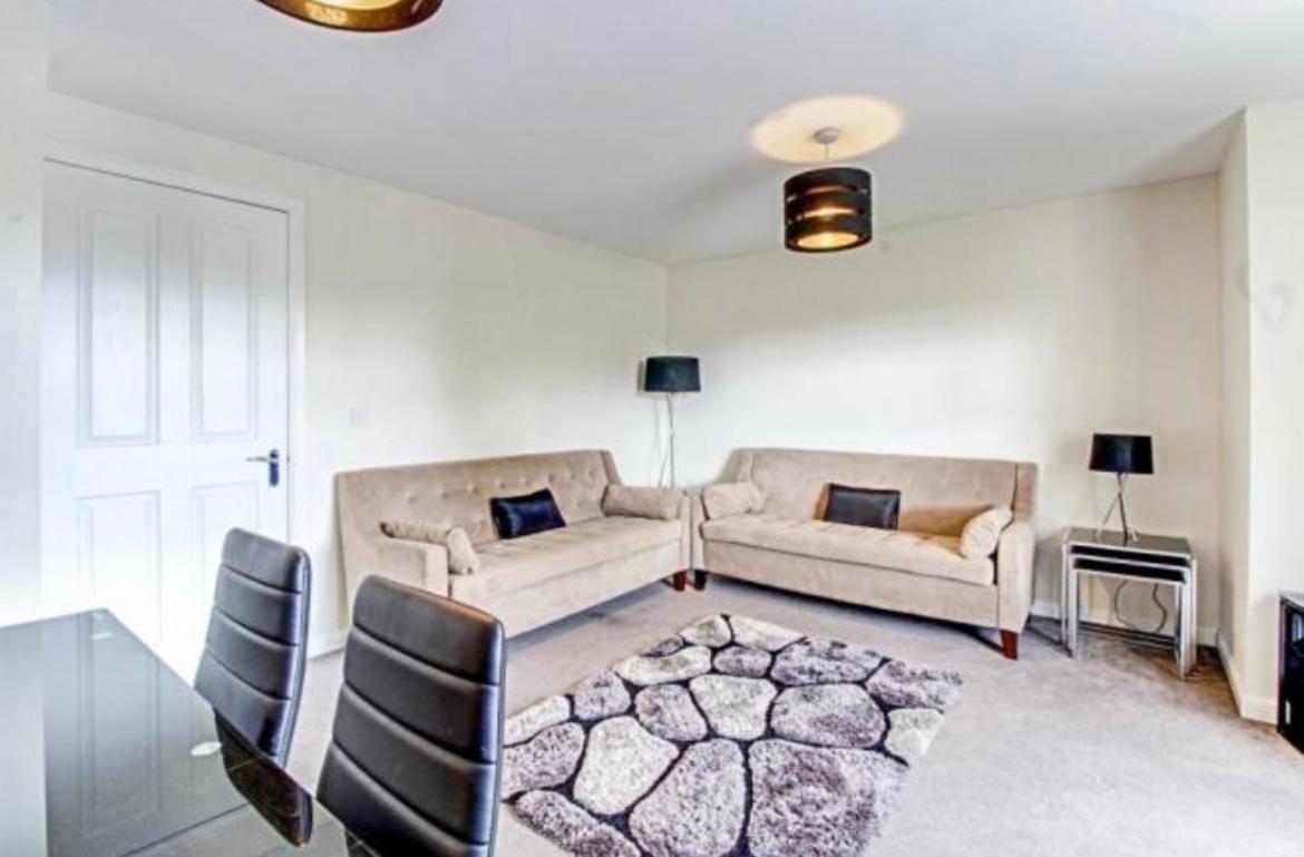 The Wickets - 2 Bedroom Apartment Overlooking Cricket Club Marton-in-Cleveland Exterior foto